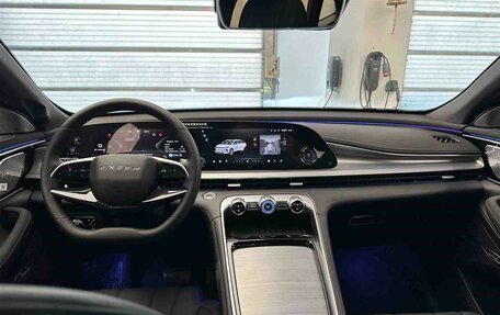 CheryExeed TXL, 2024 год, 3 800 000 рублей, 8 фотография