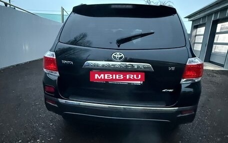Toyota Highlander III, 2012 год, 2 070 000 рублей, 4 фотография