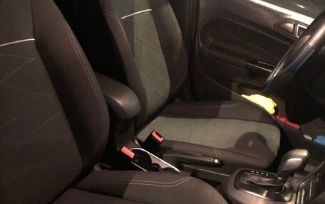 Ford Fiesta, 2016 год, 950 000 рублей, 7 фотография