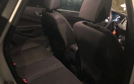 Ford Fiesta, 2016 год, 950 000 рублей, 12 фотография