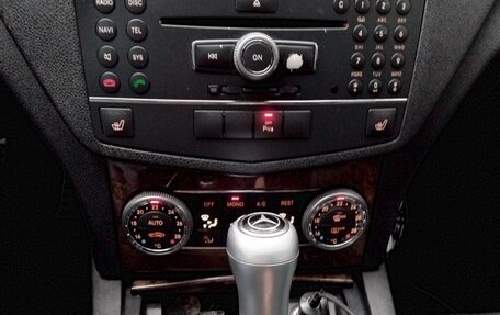 Mercedes-Benz C-Класс, 2007 год, 830 000 рублей, 3 фотография