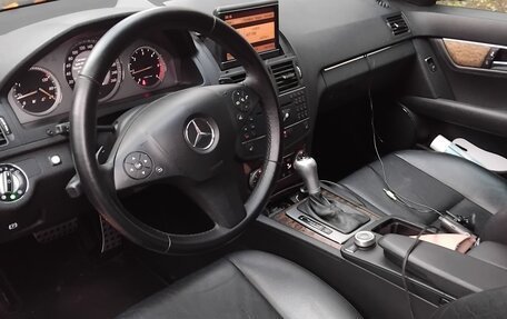 Mercedes-Benz C-Класс, 2007 год, 830 000 рублей, 4 фотография