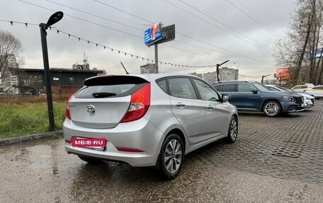 Hyundai Solaris II рестайлинг, 2016 год, 950 000 рублей, 2 фотография