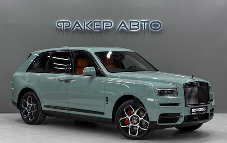 Rolls-Royce Cullinan, 2023 год, 45 000 000 рублей, 2 фотография