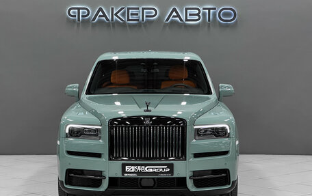 Rolls-Royce Cullinan, 2023 год, 45 000 000 рублей, 5 фотография