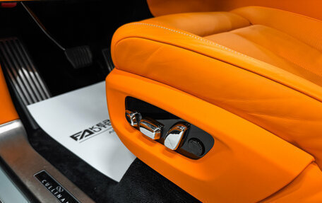 Rolls-Royce Cullinan, 2023 год, 45 000 000 рублей, 19 фотография