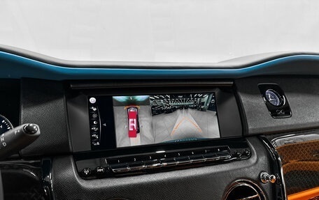 Rolls-Royce Cullinan, 2023 год, 45 000 000 рублей, 34 фотография