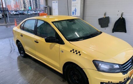 Volkswagen Polo VI (EU Market), 2015 год, 450 000 рублей, 4 фотография