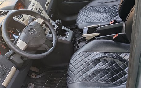 Opel Zafira B, 2008 год, 495 000 рублей, 1 фотография