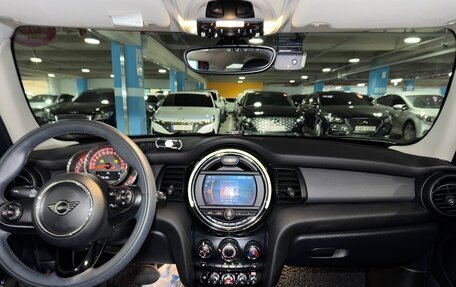 MINI Hatch, 2020 год, 2 450 000 рублей, 14 фотография