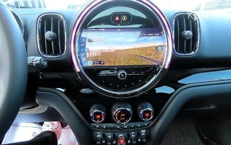 MINI Countryman II (F60), 2023 год, 2 900 000 рублей, 14 фотография