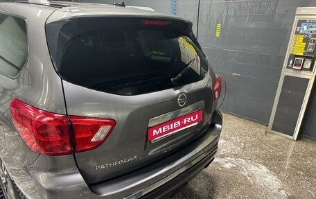 Nissan Pathfinder, 2017 год, 2 490 000 рублей, 8 фотография