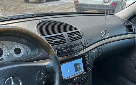 Mercedes-Benz E-Класс, 2002 год, 620 000 рублей, 17 фотография