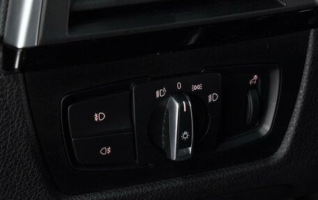 BMW 3 серия, 2016 год, 2 493 000 рублей, 15 фотография