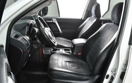 Toyota Land Cruiser Prado 150 рестайлинг 2, 2014 год, 3 499 000 рублей, 10 фотография