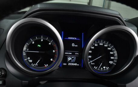 Toyota Land Cruiser Prado 150 рестайлинг 2, 2014 год, 3 499 000 рублей, 19 фотография