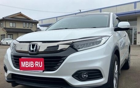Honda Vezel, 2020 год, 1 370 000 рублей, 2 фотография
