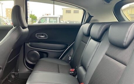 Honda Vezel, 2020 год, 1 370 000 рублей, 16 фотография