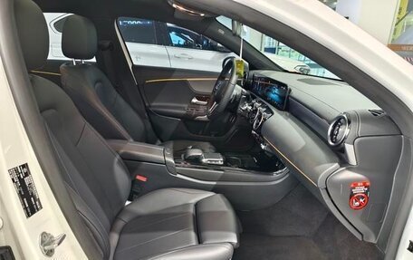 Mercedes-Benz A-Класс, 2021 год, 1 750 700 рублей, 11 фотография