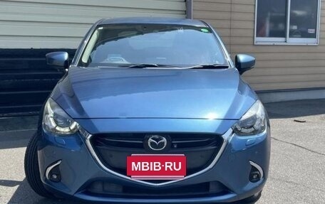 Mazda Demio IV, 2018 год, 1 000 000 рублей, 2 фотография