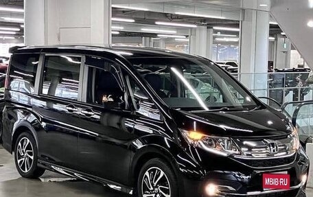 Honda Stepwgn IV, 2016 год, 1 300 000 рублей, 1 фотография