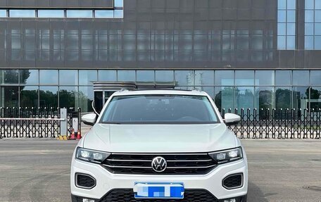 Volkswagen T-Roc I, 2022 год, 1 250 000 рублей, 3 фотография