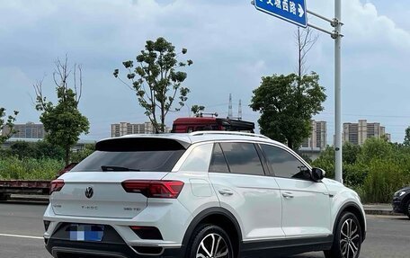 Volkswagen T-Roc I, 2022 год, 1 250 000 рублей, 5 фотография