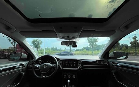 Volkswagen T-Roc I, 2022 год, 1 250 000 рублей, 10 фотография