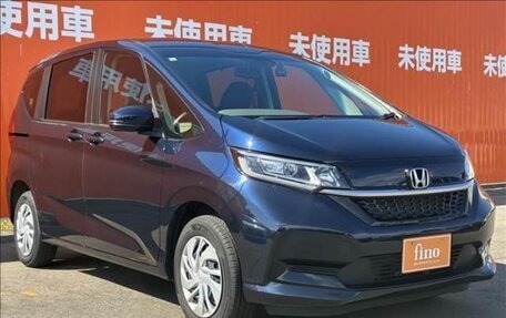 Honda Freed II, 2022 год, 1 600 000 рублей, 2 фотография