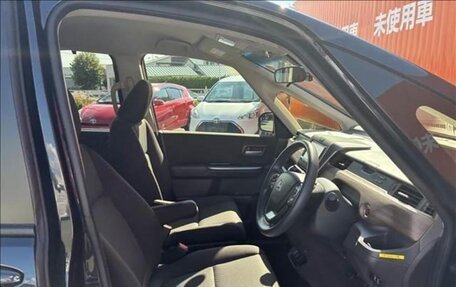 Honda Freed II, 2022 год, 1 600 000 рублей, 10 фотография