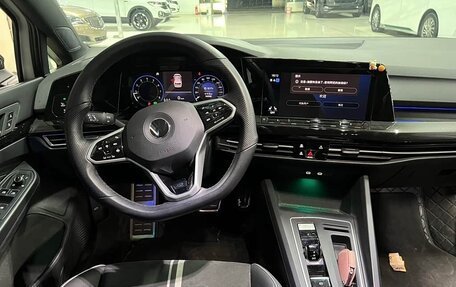 Volkswagen Golf VIII, 2021 год, 2 180 013 рублей, 9 фотография