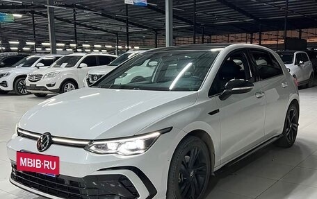 Volkswagen Golf VIII, 2021 год, 2 180 013 рублей, 3 фотография