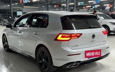 Volkswagen Golf VIII, 2021 год, 2 180 013 рублей, 5 фотография