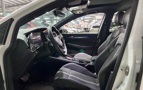 Volkswagen Golf VIII, 2021 год, 2 180 013 рублей, 10 фотография