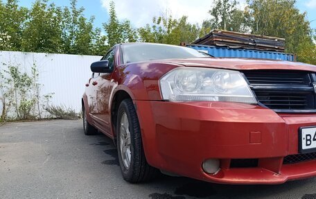 Dodge Avenger II рестайлинг, 2007 год, 650 000 рублей, 2 фотография