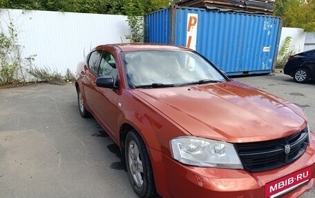 Dodge Avenger II рестайлинг, 2007 год, 650 000 рублей, 3 фотография
