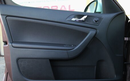 Skoda Yeti I рестайлинг, 2015 год, 1 245 000 рублей, 19 фотография