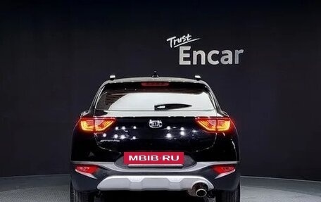 KIA Stonic, 2020 год, 1 470 121 рублей, 7 фотография