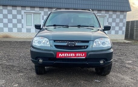 Chevrolet Niva I рестайлинг, 2019 год, 750 000 рублей, 1 фотография