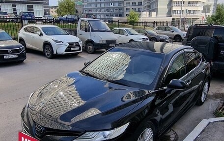 Toyota Camry, 2018 год, 3 000 000 рублей, 9 фотография