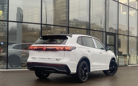 Volkswagen Tiguan, 2025 год, 5 100 000 рублей, 2 фотография