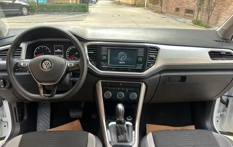 Volkswagen T-Roc I, 2021 год, 1 400 000 рублей, 6 фотография