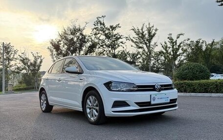 Volkswagen Polo, 2021 год, 1 100 000 рублей, 3 фотография