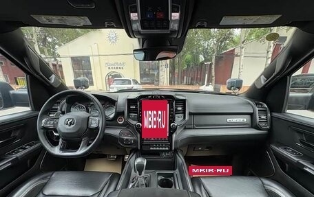 Rambler 1500, 2022 год, 14 250 007 рублей, 7 фотография