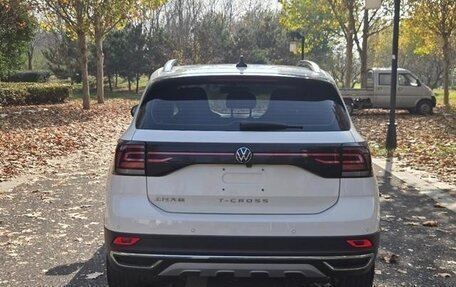 Volkswagen T-Cross I, 2021 год, 1 290 765 рублей, 5 фотография