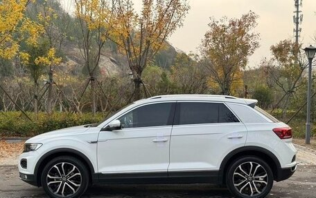 Volkswagen T-Roc I, 2021 год, 1 400 000 рублей, 4 фотография