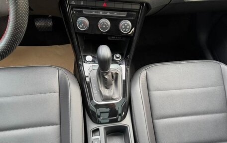 Volkswagen T-Roc I, 2021 год, 1 400 000 рублей, 18 фотография