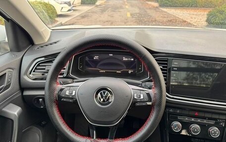 Volkswagen T-Roc I, 2021 год, 1 400 000 рублей, 12 фотография