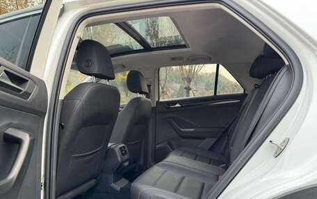 Volkswagen T-Roc I, 2021 год, 1 400 000 рублей, 16 фотография