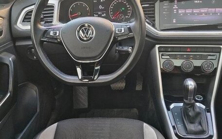 Volkswagen T-Roc I, 2021 год, 1 400 000 рублей, 10 фотография